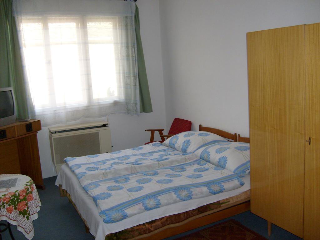 Toth Maganszallas Hajduszoboszlo Apartment Ruang foto