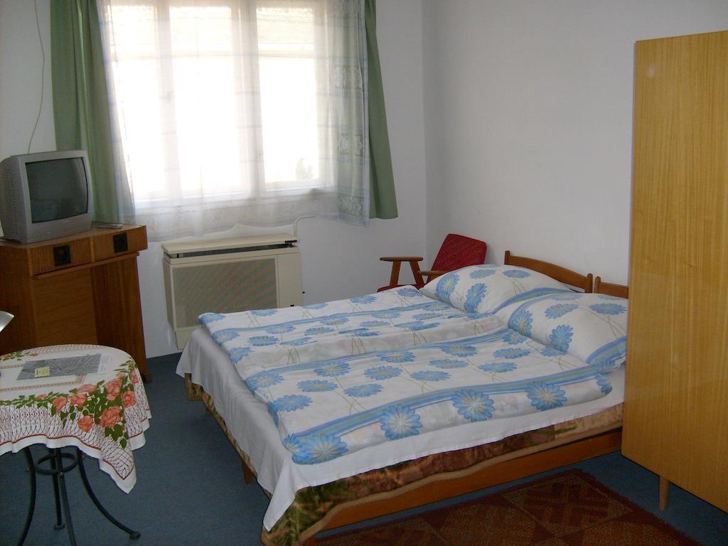 Toth Maganszallas Hajduszoboszlo Apartment Bagian luar foto
