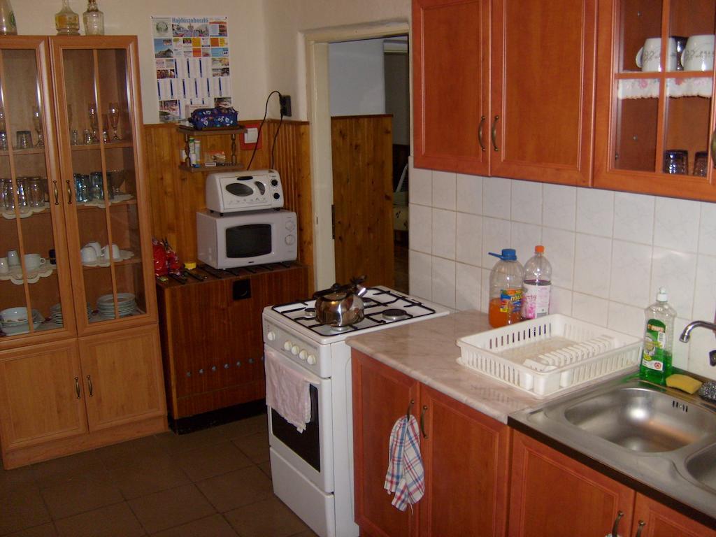 Toth Maganszallas Hajduszoboszlo Apartment Bagian luar foto